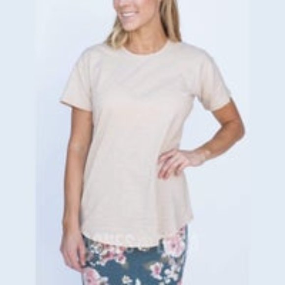 Agnes & Dora Favorite Tee Frappe - Picture 1 of 4